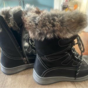 Women’s winter boots